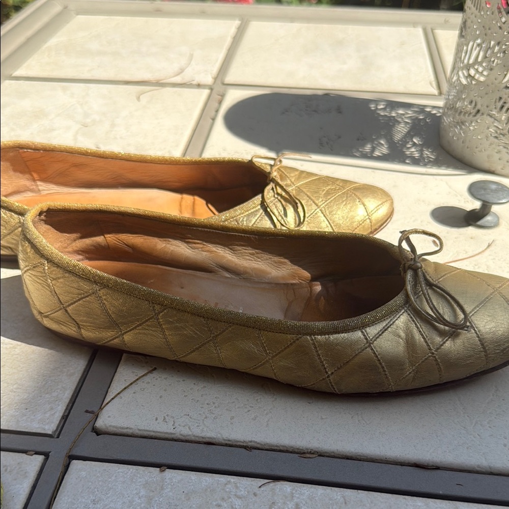 Vintage Chanel Gold Quilted stitch Ballet Flats very soft lambskin leather 40 - Picture 2 of 6